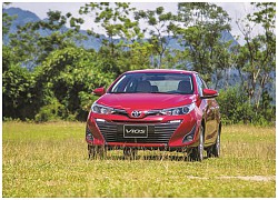 Toyota Vios vẫn bán chạy nhất, ưu đãi ra sao trong tháng 10?