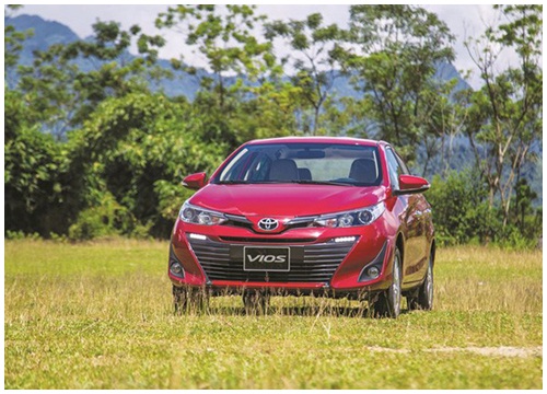 Toyota Vios vẫn bán chạy nhất, ưu đãi ra sao trong tháng 10?