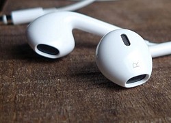 Apple giảm giá EarPods và củ sạc iPhone