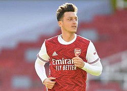 Arsenal bất lực: Ozil ngồi chơi xơi nước vẫn đút túi thêm 240 tỷ đồng