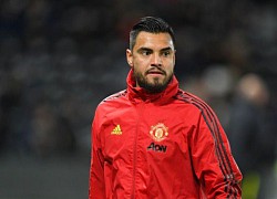 Các cầu thủ MU bất mãn với BLĐ vụ Sergio Romero