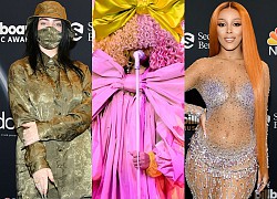 Dàn sao khủng đổ bộ Billboard Music Awards: Doja Cat "đốt mắt", choáng nhất Sia và sao nam đi "dép lào", Billie Eilish ra sao sau màn hở bạo?