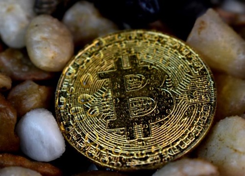 Giá Bitcoin hôm nay 15/10: Bitcoin đi ngang trong lửa đỏ thị trường