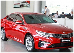 Giá xe ô tô hôm nay 13/10: Kia Optima hiện dao động từ 759 &#8211; 919 triệu đồng