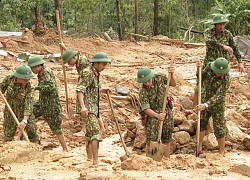 Lập cầu hàng không, tập trung phương tiện, lực lượng, khẩn trương từng giờ, từng phút tìm đồng đội và các nạn nhân