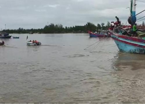 Lật ghe, một ngư dân ở Quảng Nam bị nước cuốn thiệt mạng