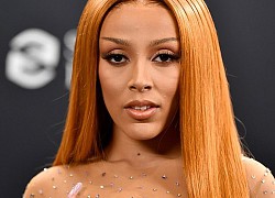 'Nóng mặt' với bộ váy xuyên thấu tạo bạo của Doja Cat trên thảm đỏ BillBoard