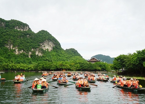 Phát huy sản phẩm riêng có, bản địa thúc đẩy du lịch ở Ninh Bình