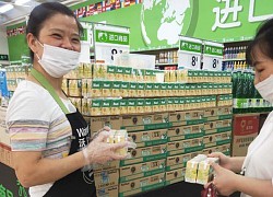 Sữa đậu nành NutiFood chính thức lên kệ 450 siêu thị Walmart tại Trung Quốc, 'tham chiến' thị trường sữa thực vật 38,4 tỷ USD tại đất nước tỷ dân