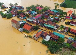 Thủ tướng chỉ đạo tập trung khắc phục hậu quả mưa lũ và ứng phó bão số 7