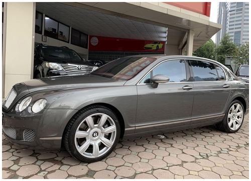 Sau 11 năm, siêu phẩm Bentley Continental Flying Spur hạ giá rẻ ngang Mercedes-Benz E-Class 2020