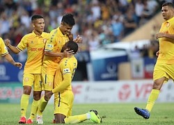 Đánh bại SHB Đà Nẵng, Nam Định sáng cửa trụ hạng V.League