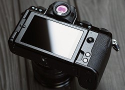 Fujifilm X-S10 ra mắt: nhỏ nhưng nhiều tính năng, chống rung thân máy 6-stop, giá 999 USD