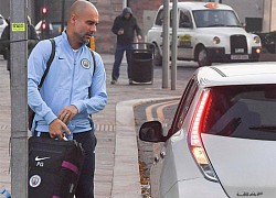 HLV Guardiola lái xe giá rẻ tới sân