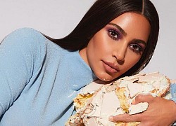 Kim Kardashian rạng ngời đầy quyến rũ đón tuổi 40