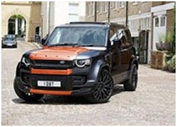 Land Rover Defender khoác bộ áo đen, cam gây tranh cãi