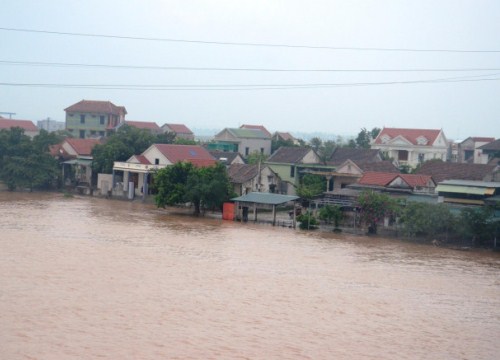 Lũ ở Quảng Bình nguy cơ vượt mốc "đại hồng thủy" năm 1979