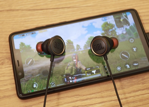 Trải nghiệm JBL Quantum 50 - Tai nghe gaming in-ear siêu ngầu đảm bảo ai nhìn cũng mê