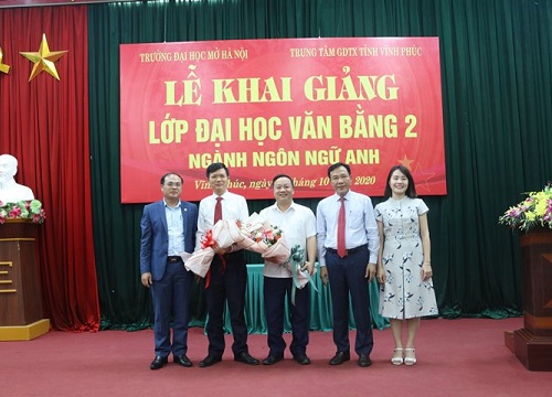 Trường ĐH Mở Hà Nội khai giảng lớp văn bằng 2 ngành Ngôn ngữ Anh tại Vĩnh Phúc