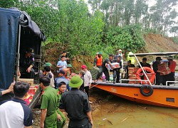 Bộ công đưa thêm 2 ca nô mã lực lớn phục vụ công tác cứu hộ tại thuỷ điện Rào Trăng 3