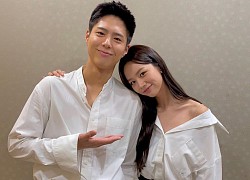 Cặp đôi Reply 1988 tái ngộ, netizen "đào" lại khoảnh khắc Hyeri tình tứ với Park Bo Gum trước mặt bạn trai "xịn" Ryu Jun Yeol