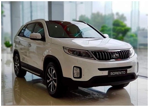 KIA Sorento cũ vẫn hút khách dù xe đời mới đã trình làng