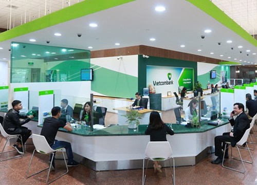 Lợi nhuận quý 3 của Vietcombank đi lùi 21%, nợ xấu có dấu hiệu tăng