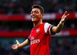 Mesut Oezil biến mất khỏi Arsenal: Sự lụi tàn của một chân chuyền siêu đẳng