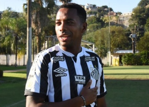 Robinho: 'Sai lầm của tôi là không chung thủy với vợ'