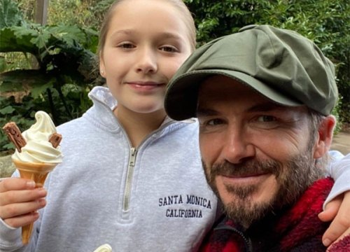 Becks và con gái cưng làm người trông nom vườn thú