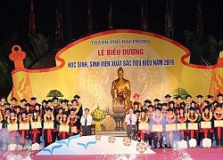 Hải Phòng dành 1,3 tỷ đồng khen thưởng và tôn vinh học sinh, sinh viên xuất sắc tiêu biểu