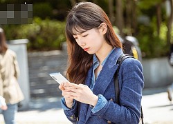 Nghèo tới độ đi giày gãy gót, Suzy vẫn có cả bộ sưu tập đồ hiệu trăm triệu ở Start Up, thấy kì ghê không!