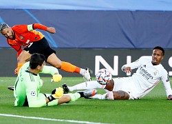 Real thủng lưới 3 bàn trong 13 phút ở trận thua Shakhtar Donetsk