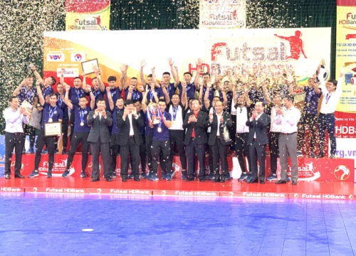 Sân chơi futsal ngày càng hấp dẫn