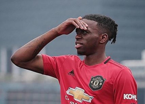 Wan-Bissaka bị bồ cũ của Lingard 'đá bay' vì làm gái có bầu