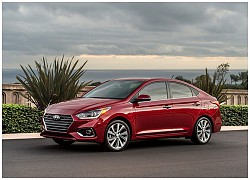 Tư vấn: Nên mua Hyundai Accent số tự động bản thường hay đặc biệt?