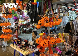 Đồ hóa trang Halloween càng ma quái càng hút khách