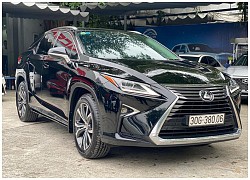 Lexus RX 200t 3 năm tuổi giá ngang Mercedes GLC300 mới