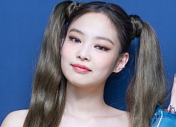 Jennie (BLACKPINK) bỗng lộ ảnh "tròn xoe" khác lạ ở hậu trường, nhưng có ai tăng cân mà được thế này không?