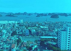 Khách du lịch đến Quảng Ninh ngày một đông