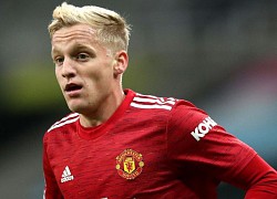 'Man Utd không cần Van de Beek'