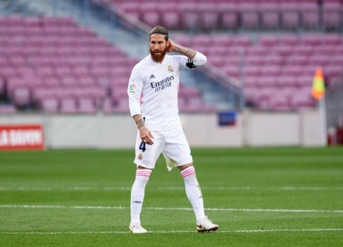 Ramos gây tranh cãi sau trận Real hạ Barca 3-1