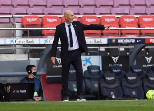 Sốc: Zidane suýt bị 'trảm', Pochettino đã chuẩn bị