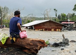 16 người chết vì bão Goni ở Philippines, Tổng thống thị sát vùng bị ảnh hưởng