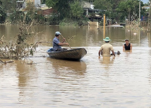 5 nguyên tắc "sống còn" tránh ngộ độc thực phẩm trong mùa bão lũ