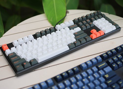 Bàn phím cơ ngon nhất trong tầm giá 2 triệu đồng: Dùng switch Cherry MX cao cấp cùng vẻ ngoài 'yêu ngay từ cái nhìn đầu tiên'