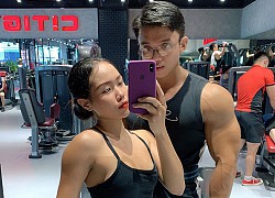 Đi tập gym &#8216;hốt&#8217; được cô PT, thành quả 2 năm là bộ đôi thân hình cực phẩm, nhìn là mê