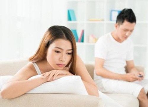 Nghỉ làm trông con, tôi bị chồng coi như kẻ ăn bám