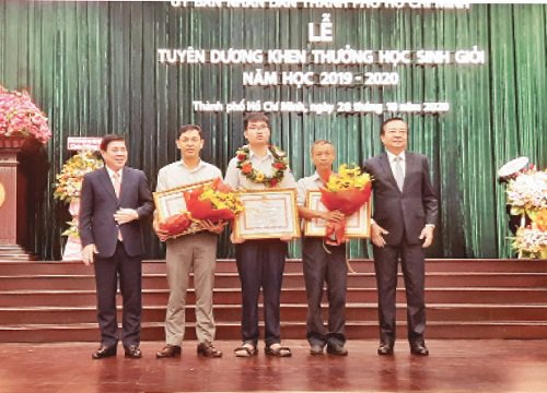 Quan tâm đào tạo, bồi dưỡng học sinh giỏi