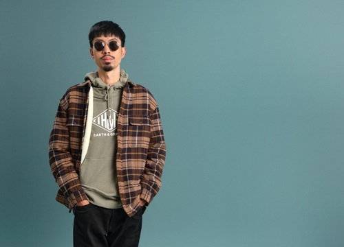 Rapper Đen Vâu bất ngờ làm mẫu, gợi ý thời trang nam mùa Thu - Đông